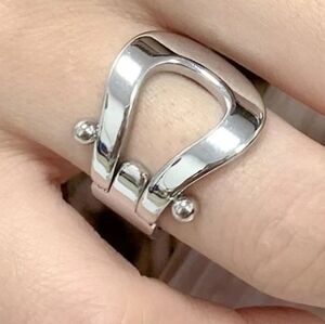 Elegant Silver Women's Ring Stainless Steel